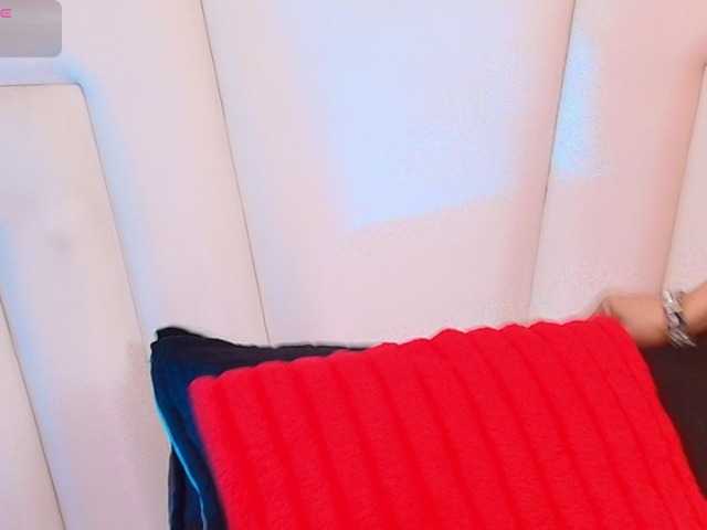 moxa-hot live webcam show
