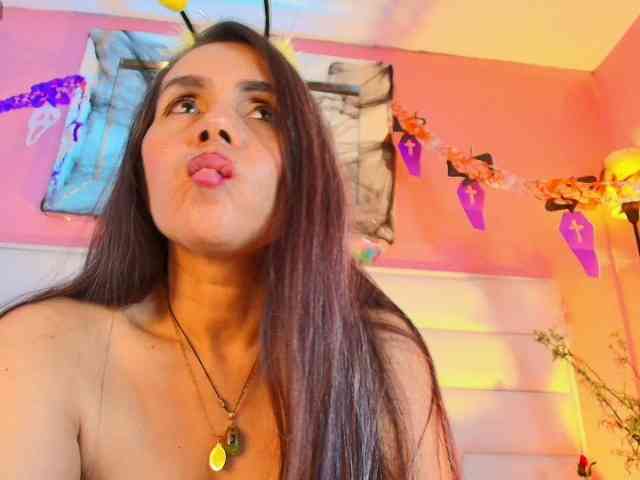moxa-hot webcam