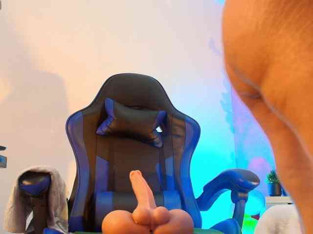 moxa-hot webcam