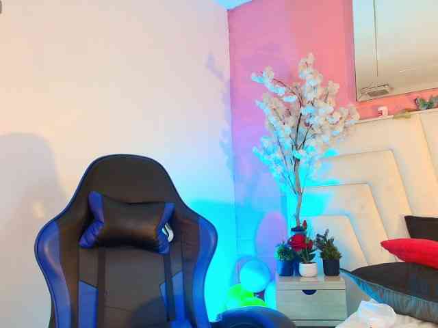 moxa-hot webcam