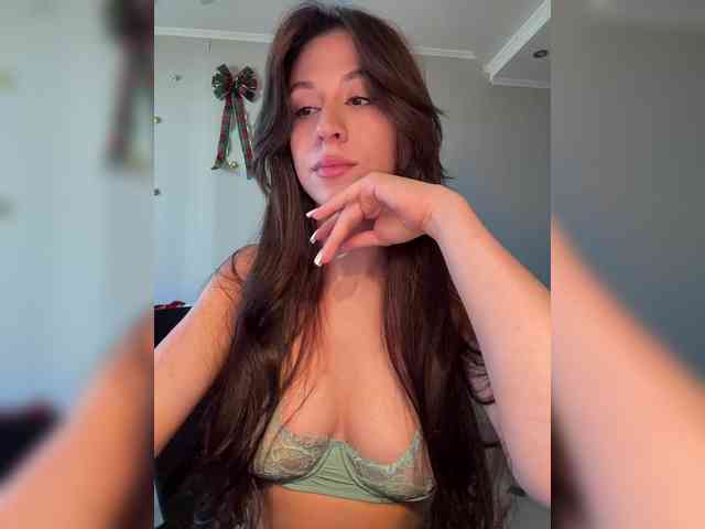 _Meggi_ webcam