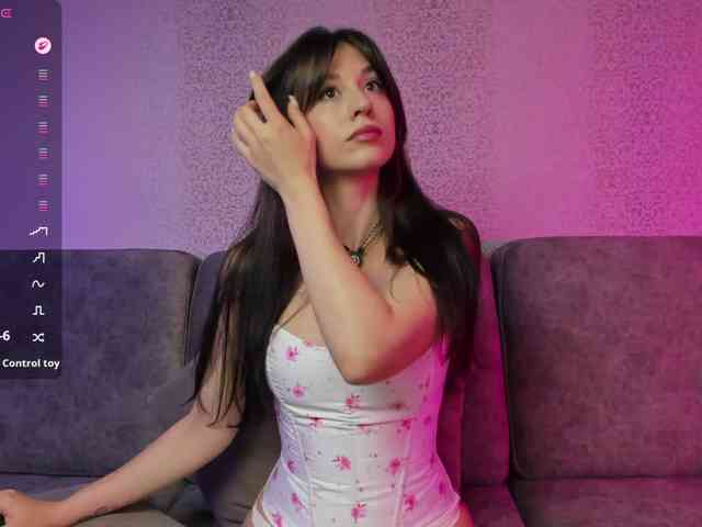 _Meggi_ webcam