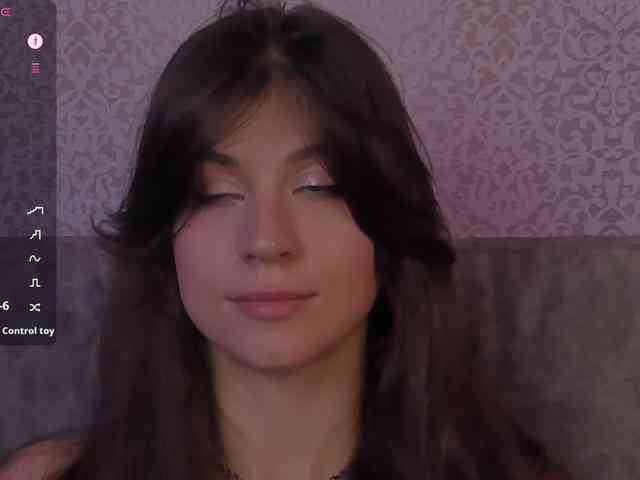 _Meggi_ webcam