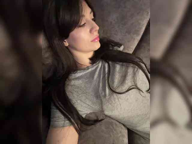 _Meggi_ webcam