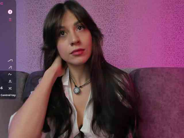 _Meggi_ webcam