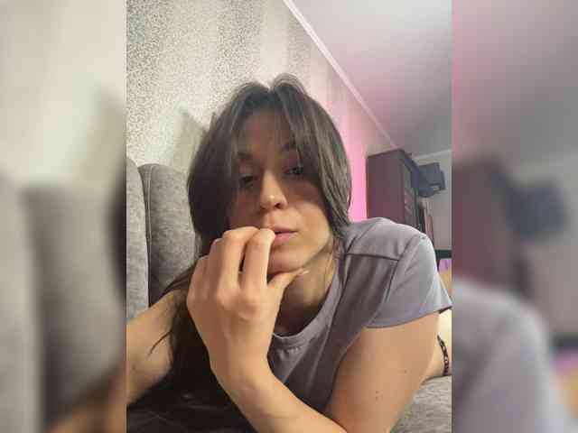 _Meggi_ webcam