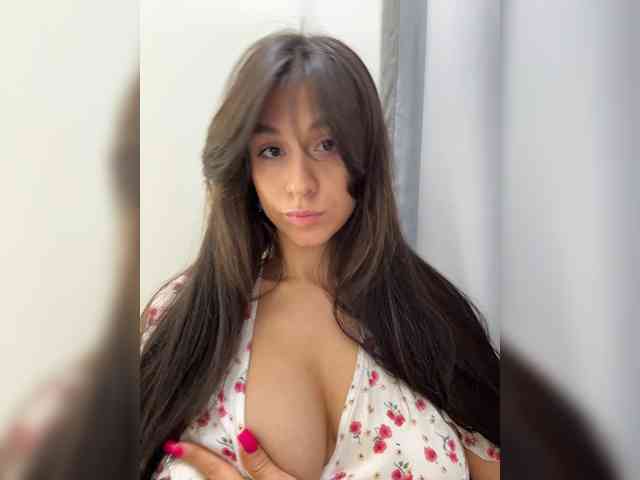 _Meggi_ webcam