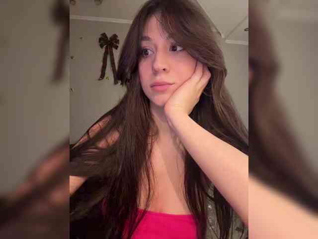 _Meggi_ webcam