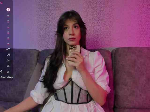 _Meggi_ webcam