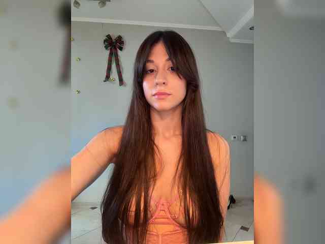 _Meggi_ webcam