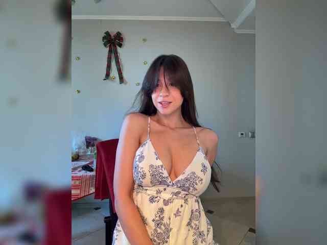 _Meggi_ webcam
