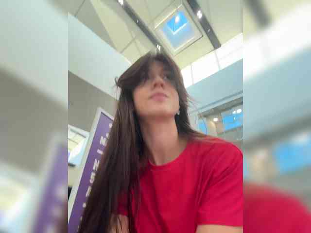 _Meggi_ webcam