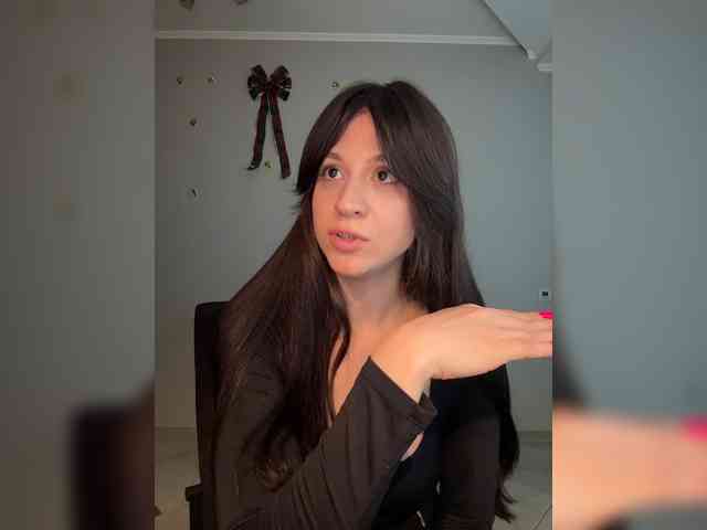 _Meggi_ webcam