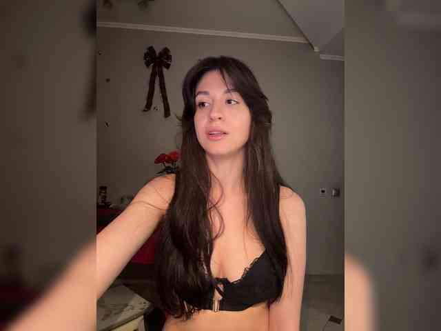 _Meggi_ webcam