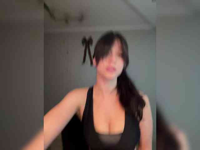 _Meggi_ webcam