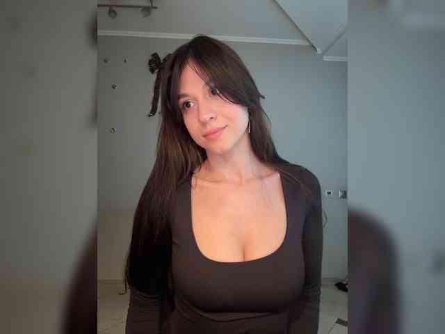 _Meggi_ webcam