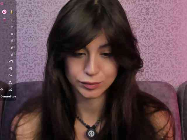_Meggi_ webcam