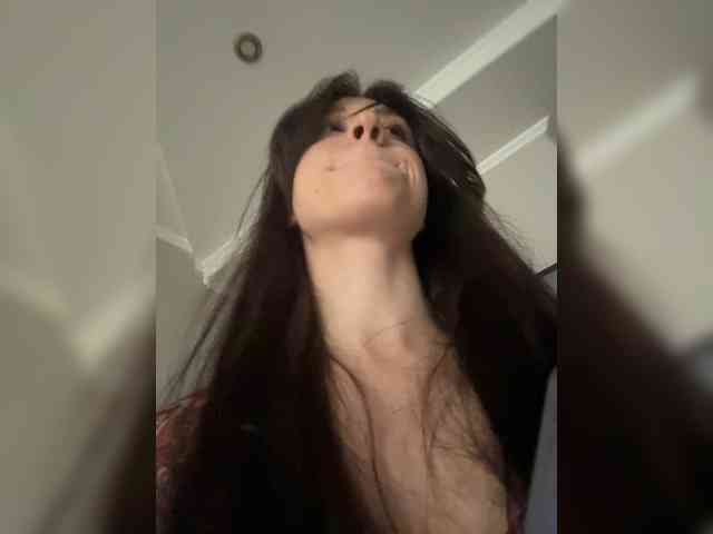_Meggi_ webcam