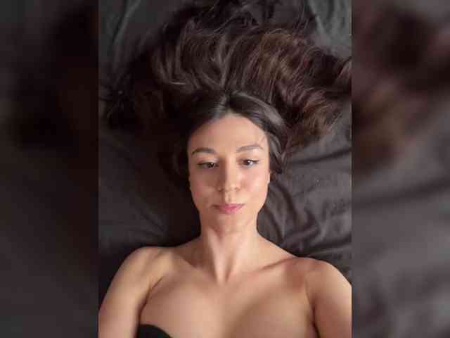 _Meggi_ webcam