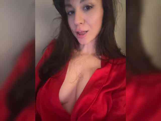 _Meggi_ webcam