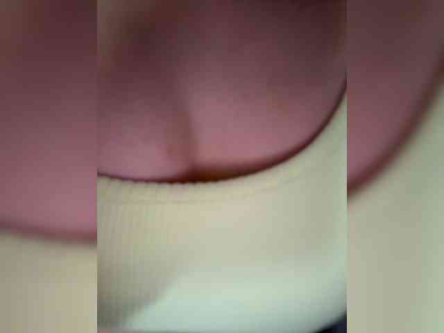 _Meggi_ webcam