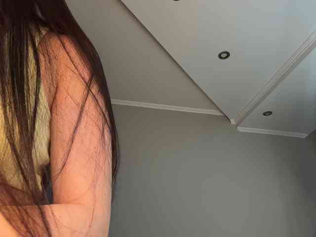 _Meggi_ webcam
