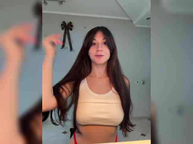 _Meggi_ webcam