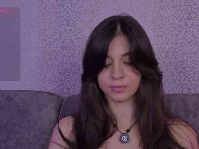 _Meggi_ webcam