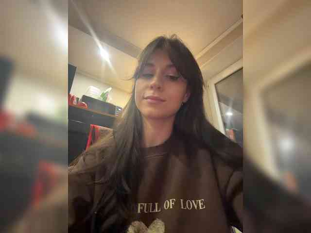 _Meggi_ webcam