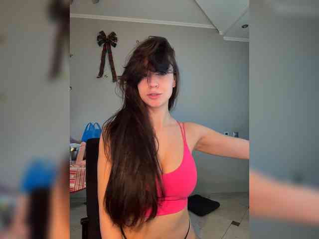 _Meggi_ webcam