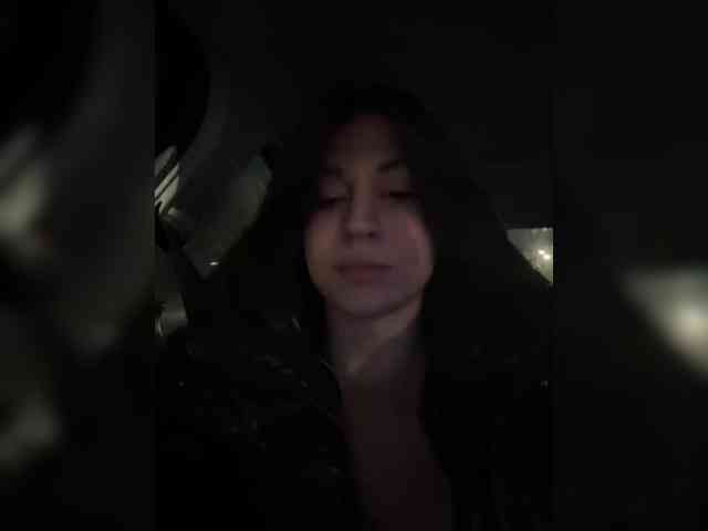 _Meggi_ webcam
