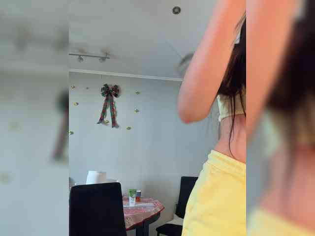 _Meggi_ webcam