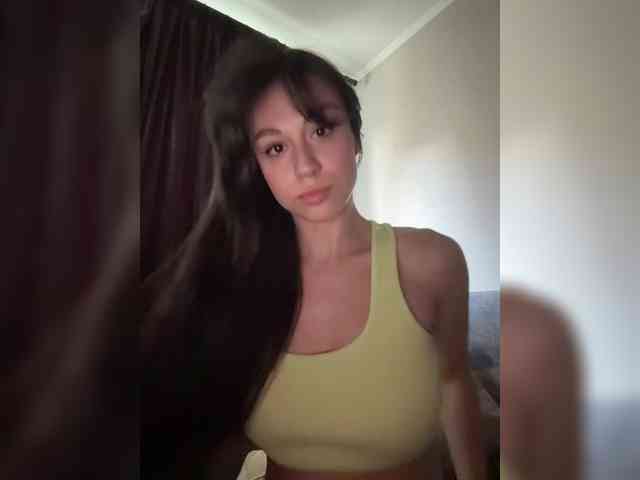 _Meggi_ webcam