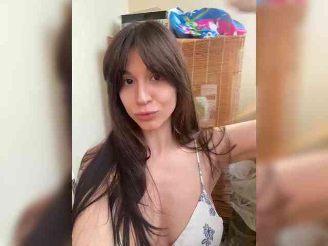 _Meggi_ webcam