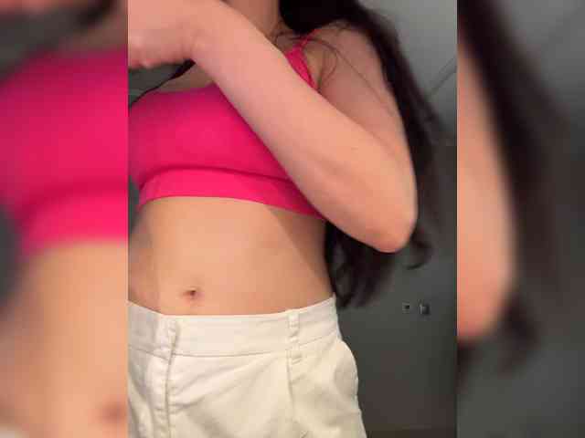 _Meggi_ webcam