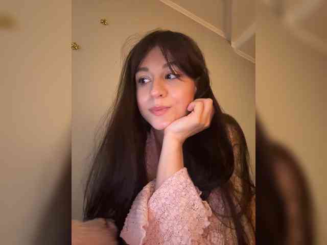 _Meggi_ webcam