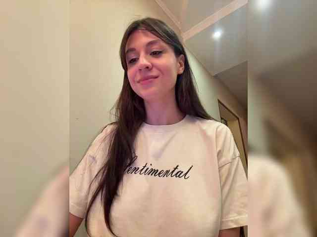 _Meggi_ webcam