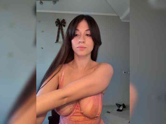 _Meggi_ webcam