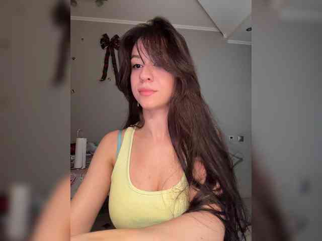 _Meggi_ webcam