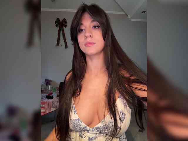 _Meggi_ webcam