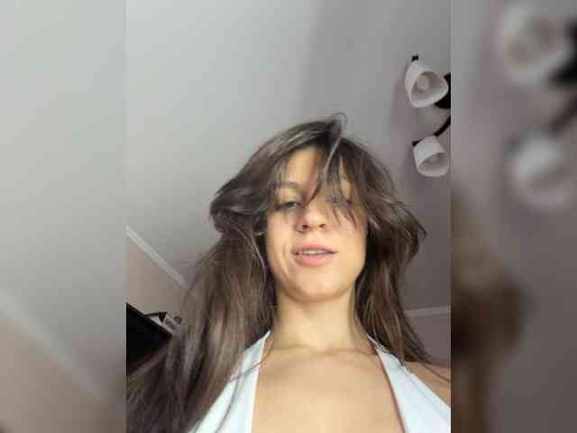 _Meggi_ webcam
