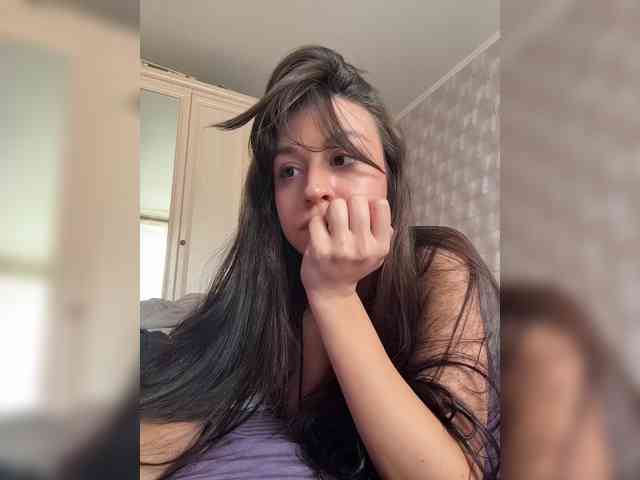 _Meggi_ webcam
