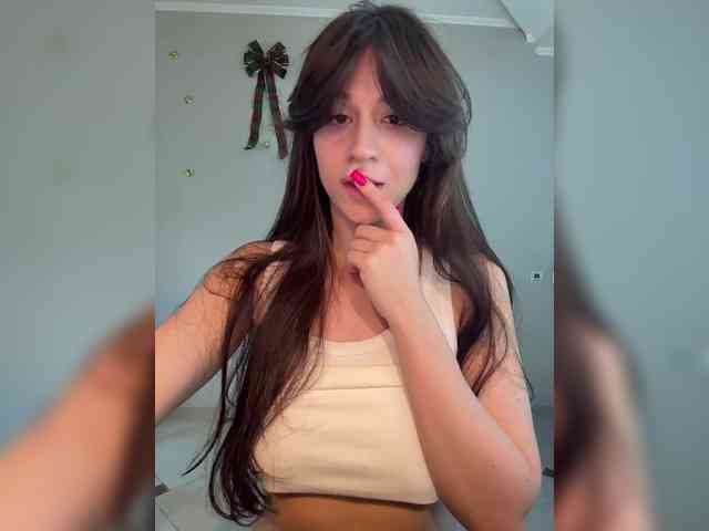 _Meggi_ webcam