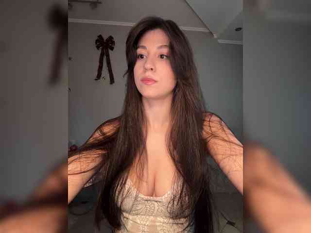 _Meggi_ webcam
