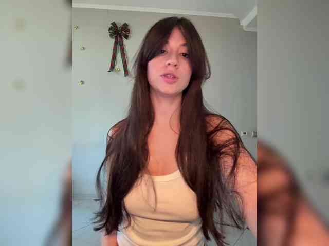 _Meggi_ webcam