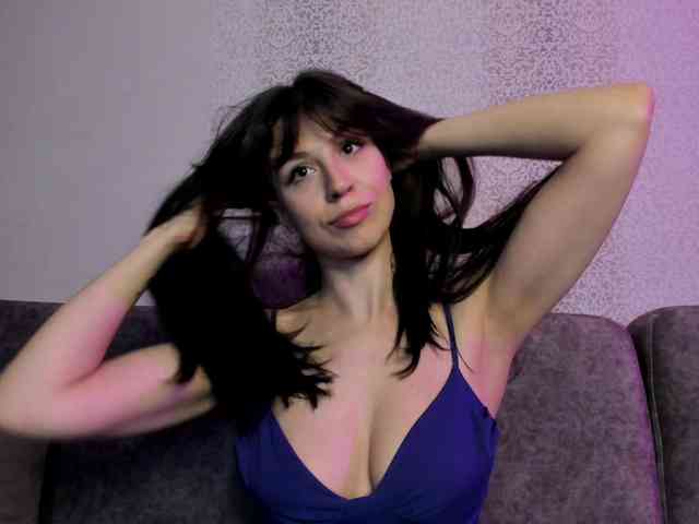 _Meggi_ webcam