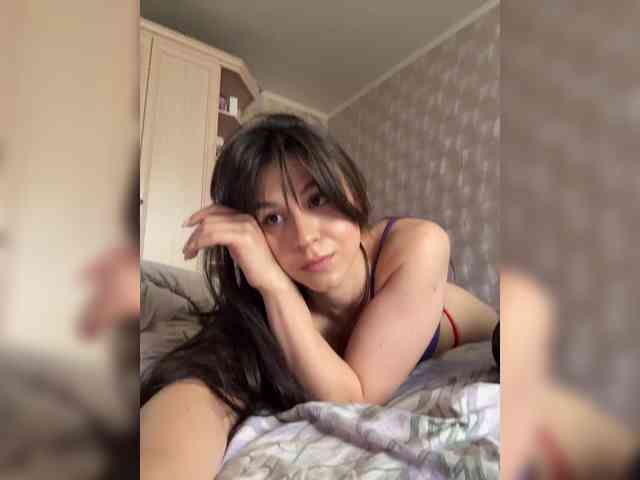_Meggi_ webcam