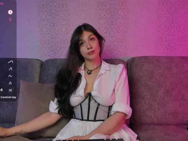 _Meggi_ webcam