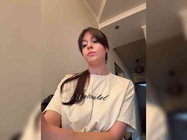 _Meggi_ webcam