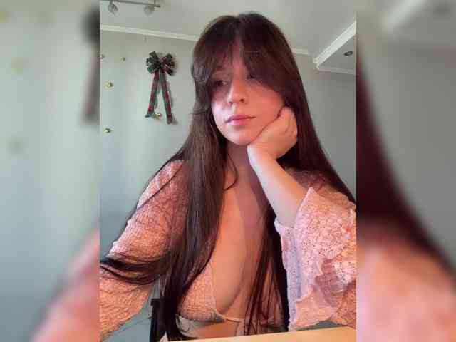 _Meggi_ webcam